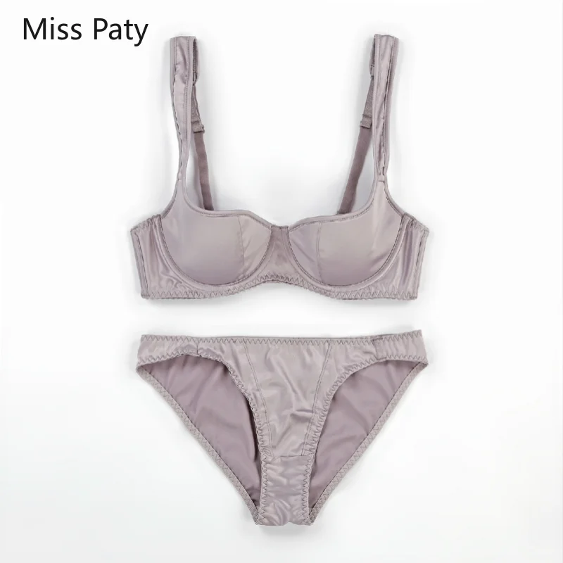 

2018 New High-end fabric lady sexy without marks gathered smooth collection of bra sets half cup lingerie bralette black
