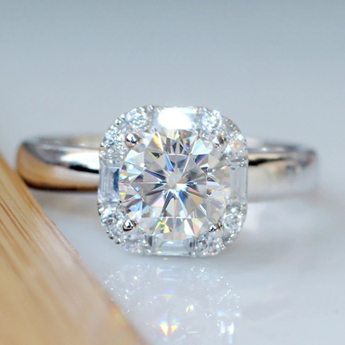 Новая мода Большой циркониевый камень cz серебро обручальные кольца для женщин лучший подарок ювелирные изделия