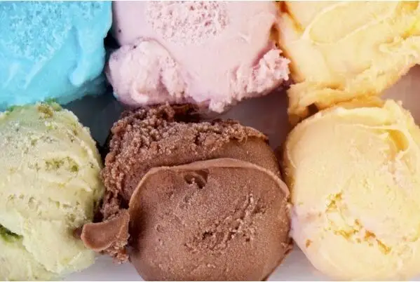 NEW Ice Cream Display Cabinet/food freezer