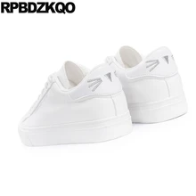 Увеличение высоты Дешевая обувь фарфора гулять пешком плоские скрытый Платформа зашнуровать лифт кроссовки белый повседневная женщин Корейский мультфильм красивая Мода отправка капель последние весенняя осень