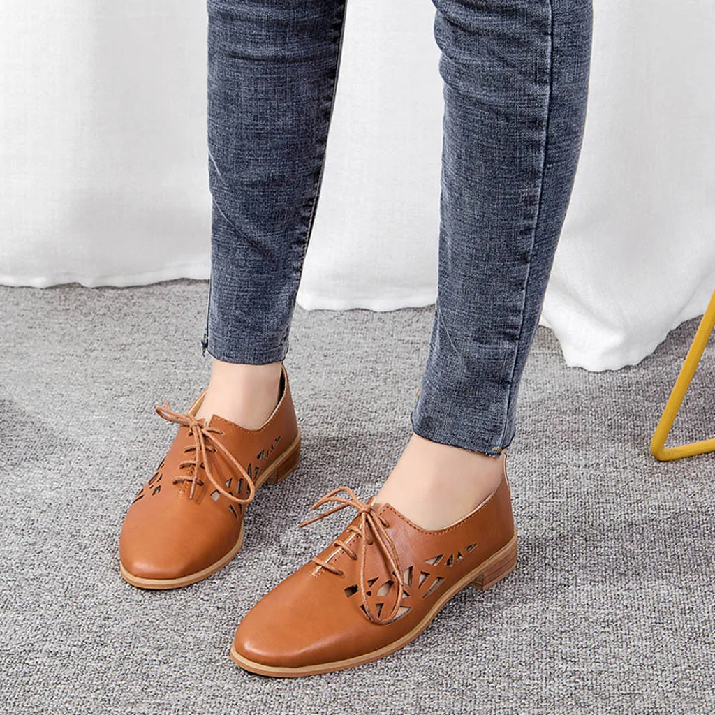 

2019 Fashion Women Pumps Shoes Pointed Toe Hollow Pumps Low Heel Square Heel Women Casual Shoes Leather Pumps
