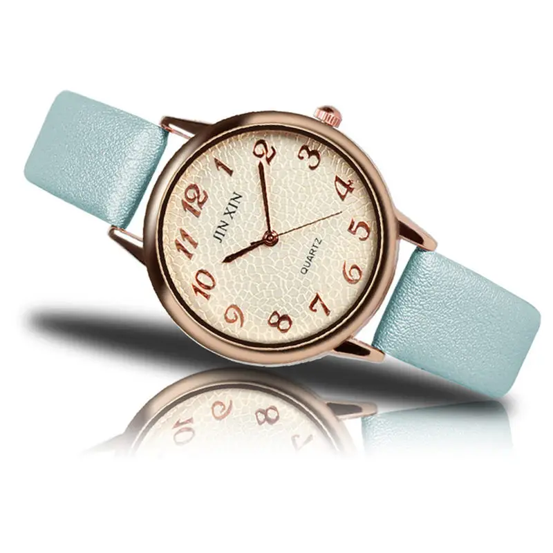 

Unisex Simple Business Fashion Leather Quartz Wrist Watch 059R