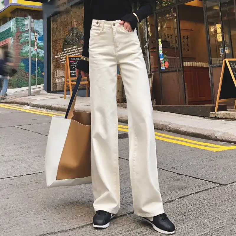 white denim wide leg jeans