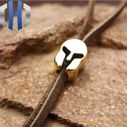 

Brass Spartan Helmet Knife EDC Umbrella Pendant Flashlight Decorative Pendant Pure Copper DIY Pendant Knife Beads