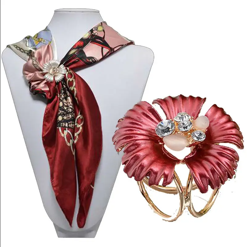 Chic-Women-Crystal-Flower-Scarf-Ring-Clip-Buckle-Holder-Jewelry-Scarves-Pearl-Buckles-Fashion-Accessories-Wholesale