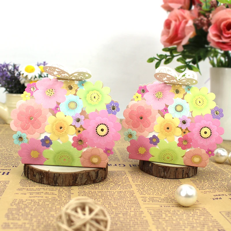 

50pcs Wedding Favors Gifts Box Flower Butterfly Laser Elegant Luxury Decoration Party Event Supplies Paper Candy Bag For Guests