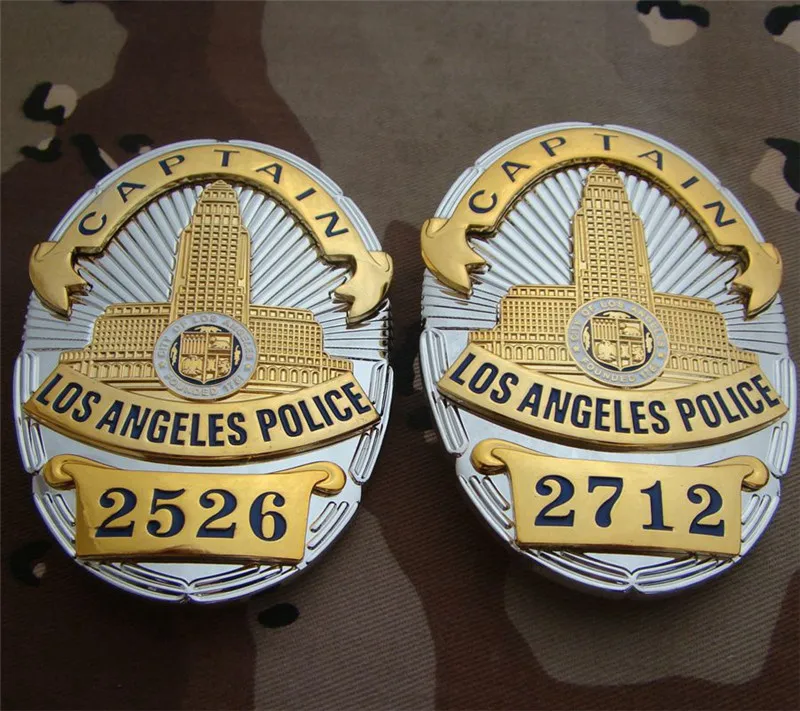 

United States LA Los Angeles Police Officer Badges LAPD CAPTAIN Shirt Lapel Badge Brooch Pin Insignia Badge 1:1 Gift Cosplay