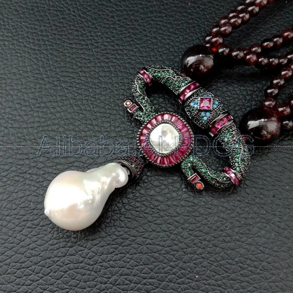 

25'' 21mm Bead-Nucleated Pearl Necklace