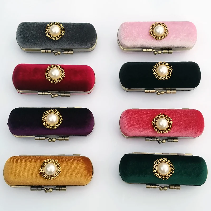 

24pcs lot Unique Velvet Lipstick box Anniversary Birthday Wedding giveaways Hen night party Maid of honor Bridesmaid gift