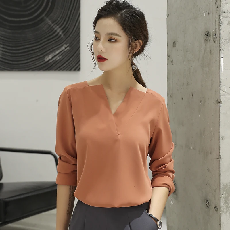 

Make vintage Japanese tencel v-neck shirt with long sleeves close skin soft coat chic personality temperament shirt