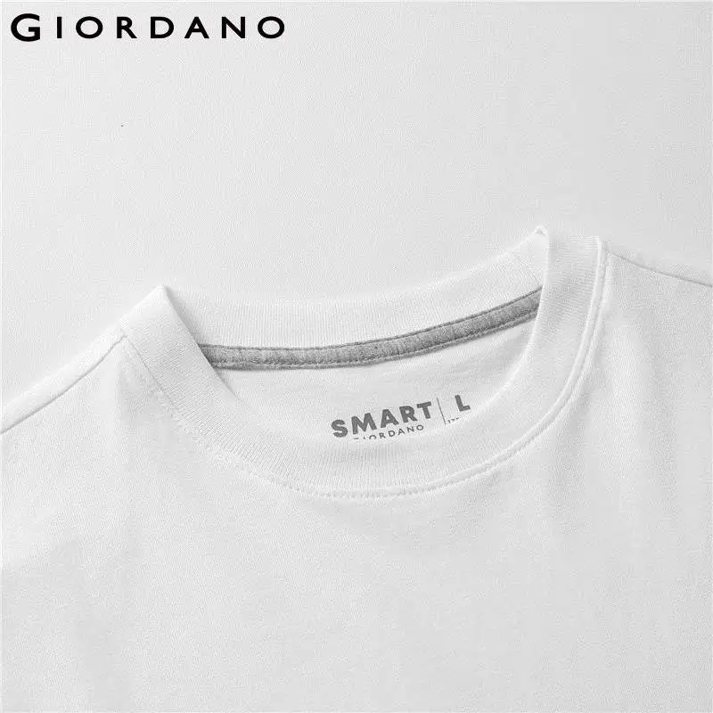Giordano футболка выполненная из натурального хлопка в сплошном цвете, с круглым воротом и короткими рукавами,имеет несколько вариантов цветов