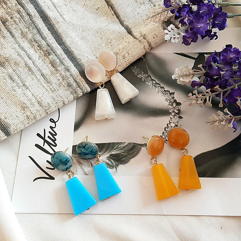 

Free Shipping New Sweet Geometric Resin Party Earring