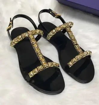 

BONJEAN Summer Sexy Jelly Shoes Metal Rivets Studed T-strap Open Toe Flat Sandal for Woman 2019 Beach Wearing Comfortable Shoes