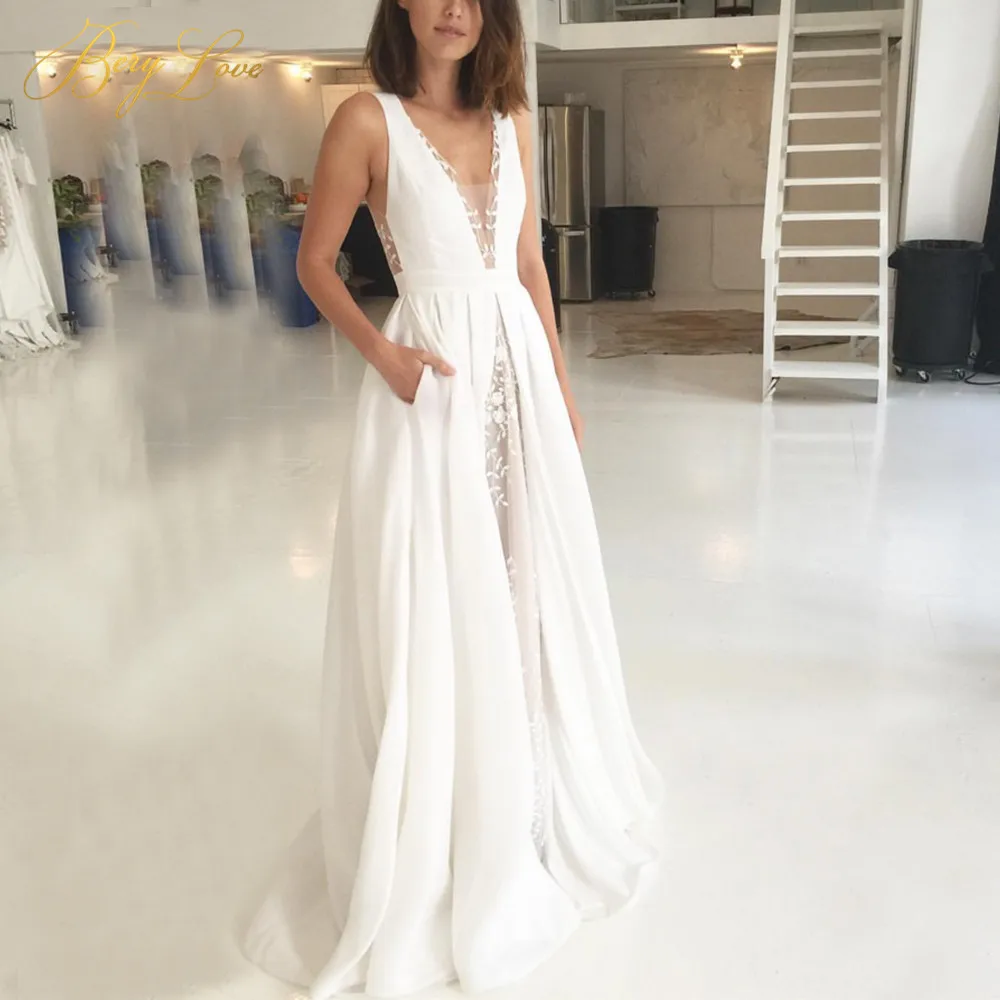 

BeryLove Slim Ivory Wedding Dress 2019 Semi A line Bridal Dress Sheer Neck Side Inner Fine Lace 3D Flowers Bridal Gown DeNoiva