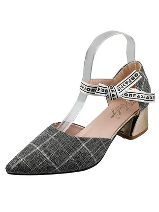 

Spring pointed single shoes female 2019 new fairy wind wild shallow mouth girl high-heeled shoes buckle thick heel shoes