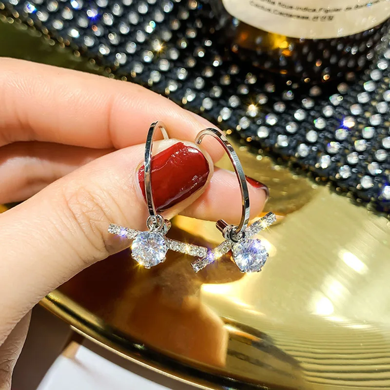 

Korean Style Fashion Female Cubic Zirconia Hoop Earrings For Women Trendy Bling Rhinestone Crystal Earring Party Jewelry Gifts