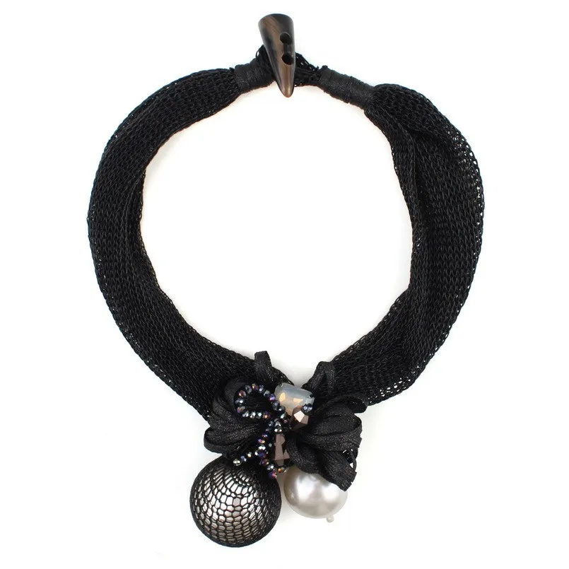 

Chunky Crystal Bead Net Rope Big Ball Simulated Pearl Pendant Necklace for Ladies Florate Brand Flower Statement New Necklace