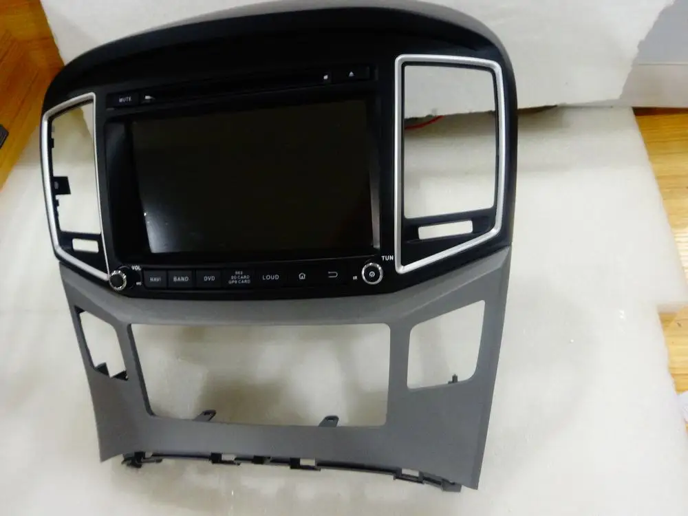 Best 8" Android 8.0 Car Stereo DVD Radio GPS Multimedia for Hyundai H1 2016 2017 4GB RAM Bluetooth WIFI USB Mirror-link 32GB ROM 9