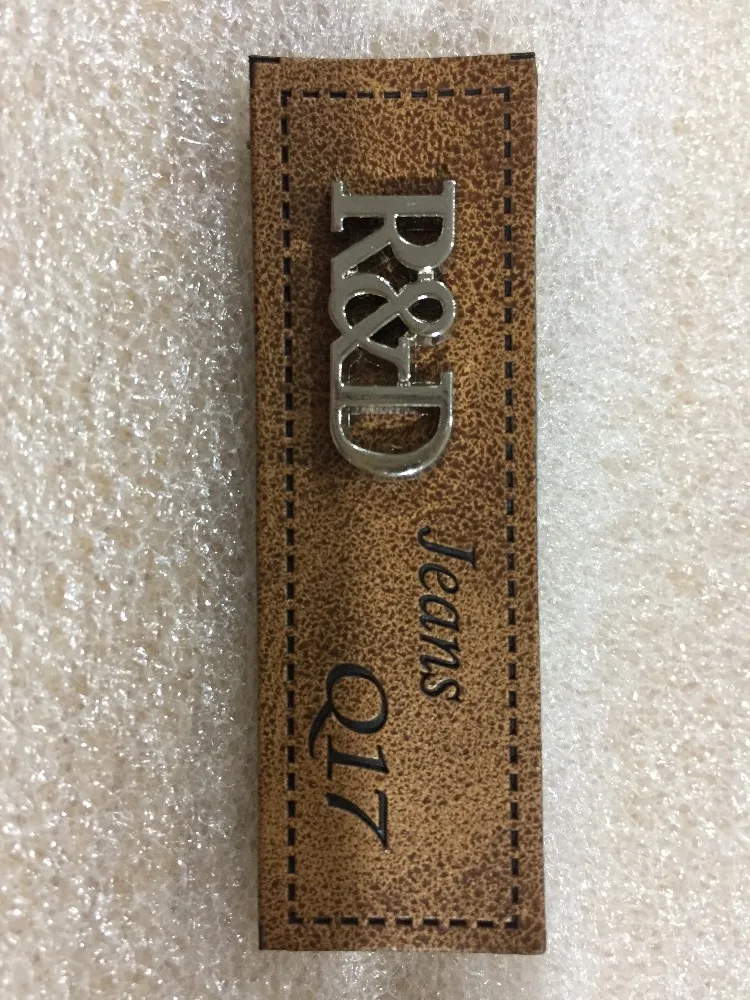 

Personalize Clothes/Bag/Shoes/Jeans Accessories Customized Metal Label Zinc Alloy Tag Engraved Patch