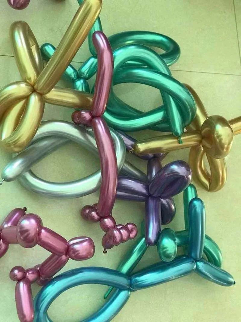 1 (16)