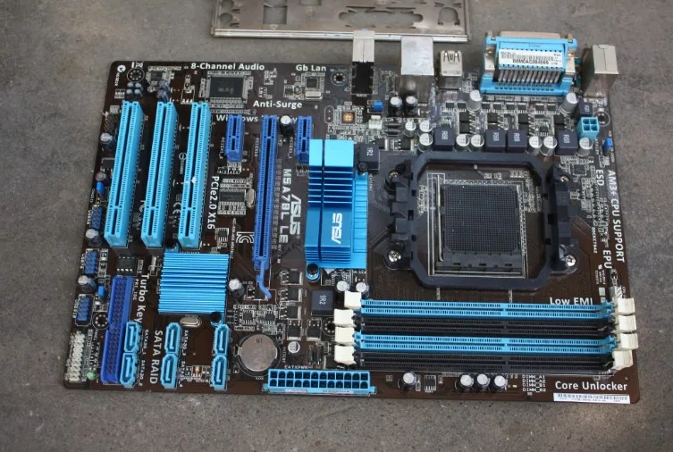 amd 760g soquete am3 + ddr3 32g sata2 usb2.0 atx