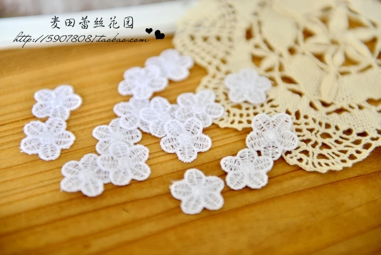 

DIY white water soluble embroidered lace accessories trade 2cm Lei Sibu stickers decorative cloth flowers