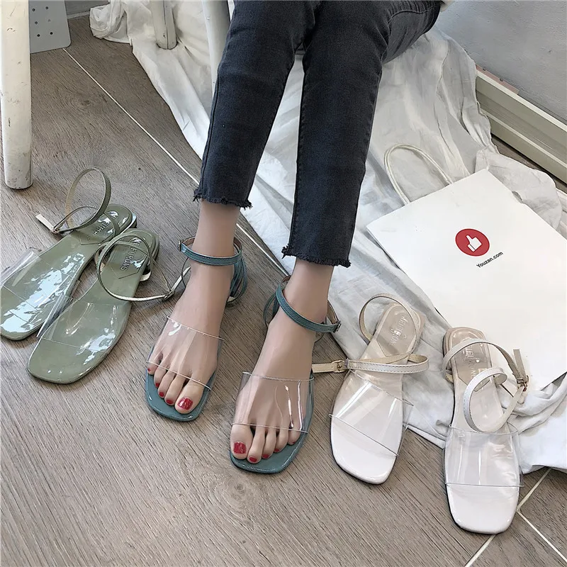 

2019 new fashion transparent film PVC word flat sandals women's breathable non-slip jelly shoes