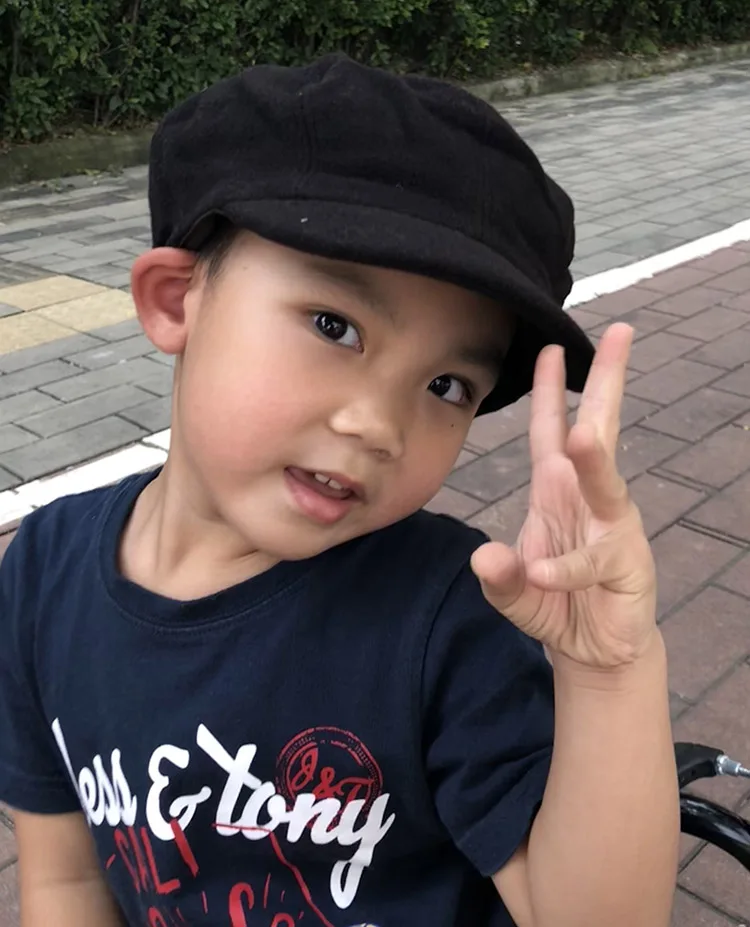 children newsboy cap Woolen octagonal hat Autumn winter casual fashion hat Baby cute hat