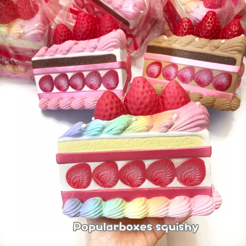 

Ibloom strawberry short cake squishy Slow Rising Gift Toy
