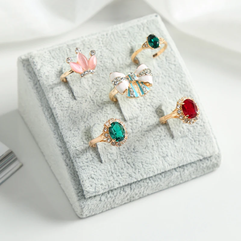 

M 5 rings stand storage holder steamed buns shape small grey velvet ring earring storage stand set holder jewelry racks GD013
