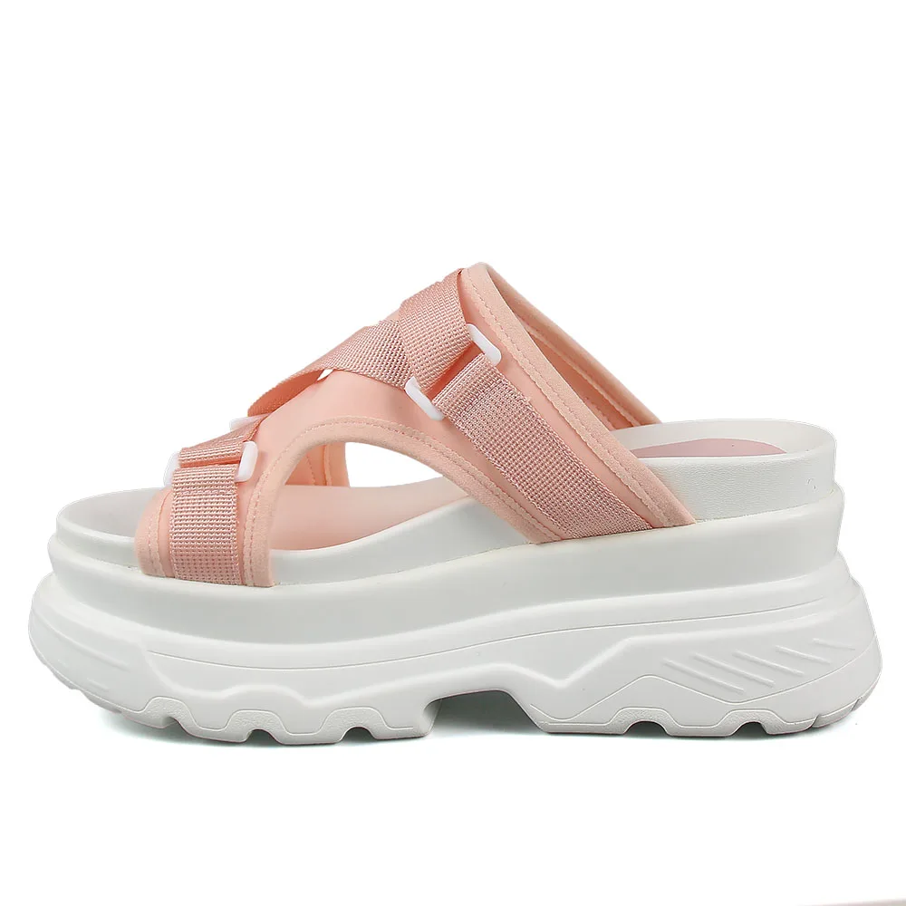 

Women's Slippers 2019 Fashion Woman Platform slippers For Wen White Beach Shoes Femme Causal Brand Walking Trainers Casual Shoes