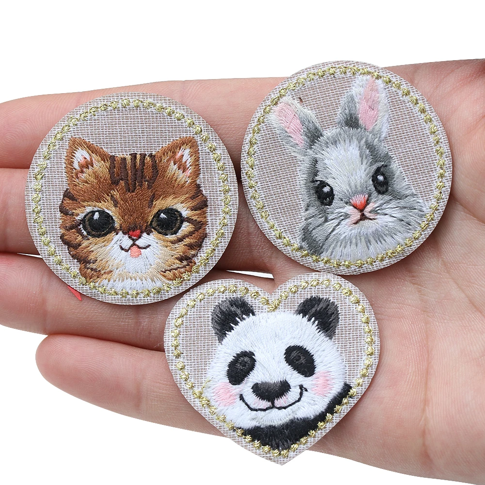 

1PC Cute Animal Patch Panda Rabbit Cat Cartoon Embroidery Iron on Patch DIY Clothing Badges Sewing Stickers Backpack Decoration