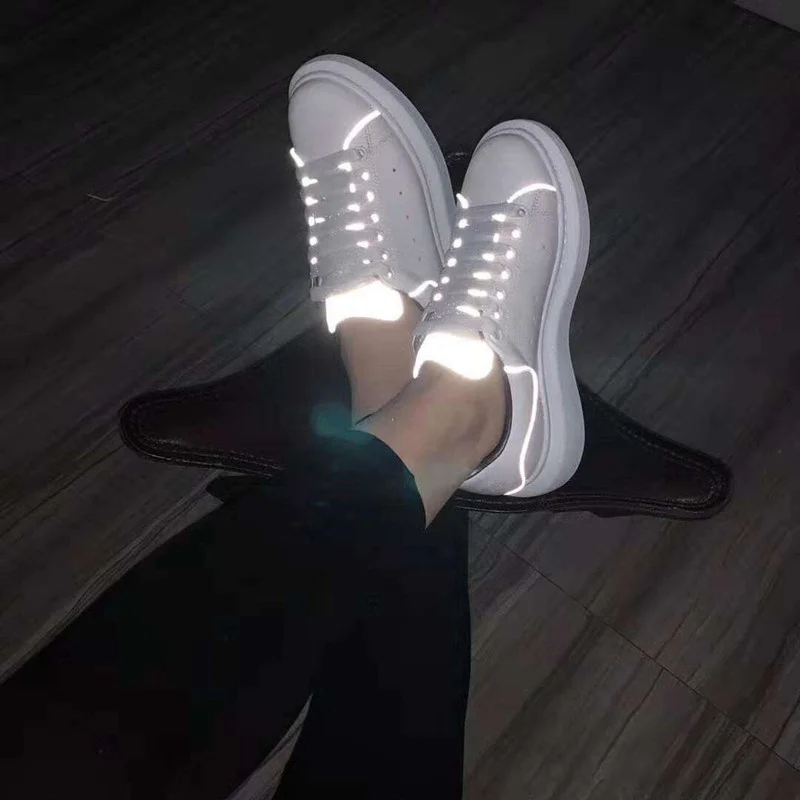 

Hot Brand Designer Chaussures Femme Woman Flats Lace Up White Color Leather Women Sneakers Bling New Shoes Low Top Plus Size