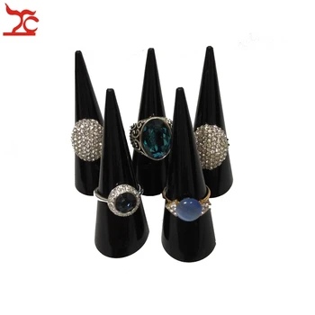 

20Pcs Fashion Acrylic Finger Ring Holder Triangle Cone Ring Exhibition Shelf 3 Color Ring Display Organizer Collection Stand