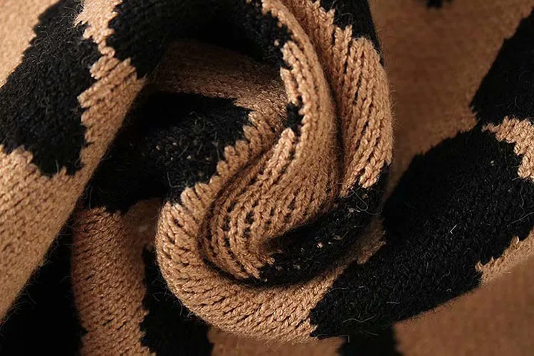 9567006124_618262143