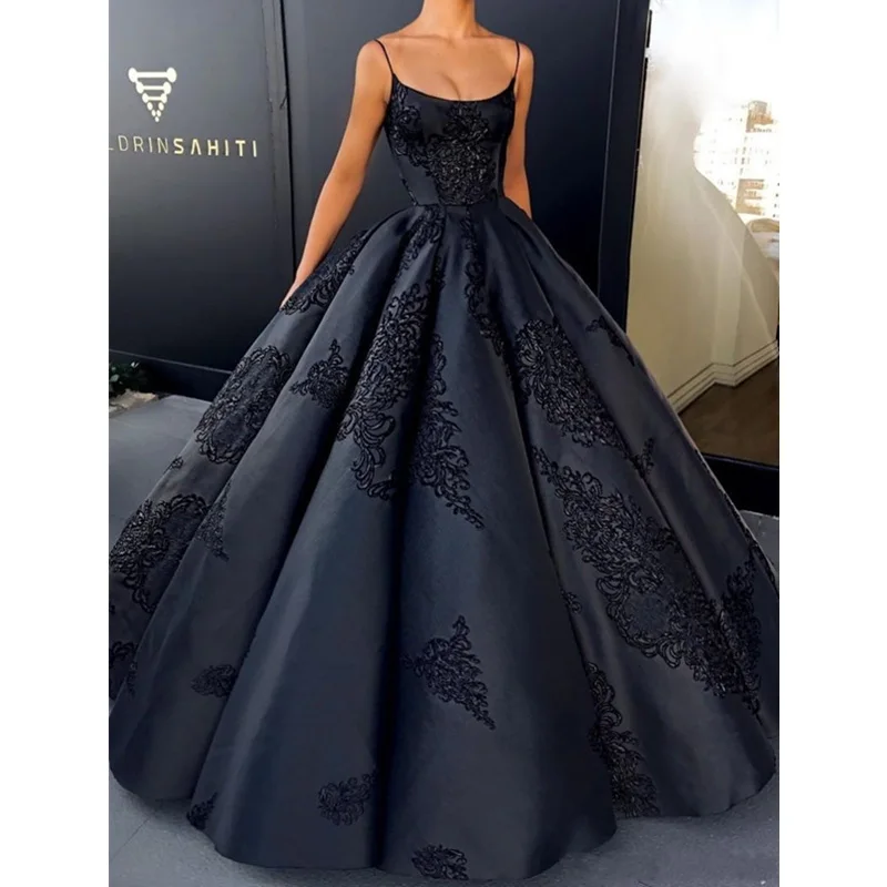 

Robe De Soiree 2019 Sexy Backless Dubai Evening Dress Long Elegant Navy Blue Spaghetti Strap Formal Evening Party Dresses