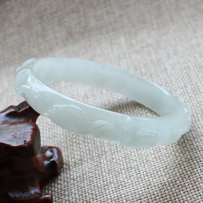 

5700 Chinese Hand-carved Emerald Green Jadeite Jade Gems Bracelet Bangle 56mm
