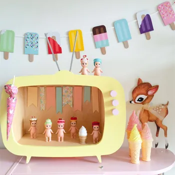 

INS HOT Wooden TV Box TV Frame Decoration For Kids Baby Boys Gilrs Room Decor Miniature Ornaments Photography Props Xmas Gift