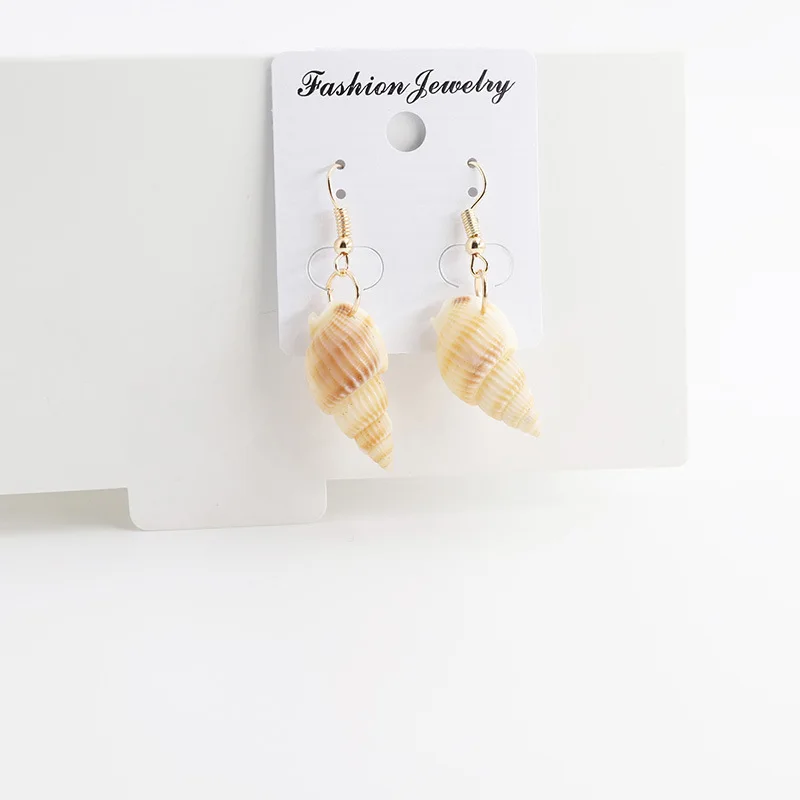 

Natural conch shell earrings female 2019 new hypoallergenic European and American retro earrings jewelry accessories wholesale