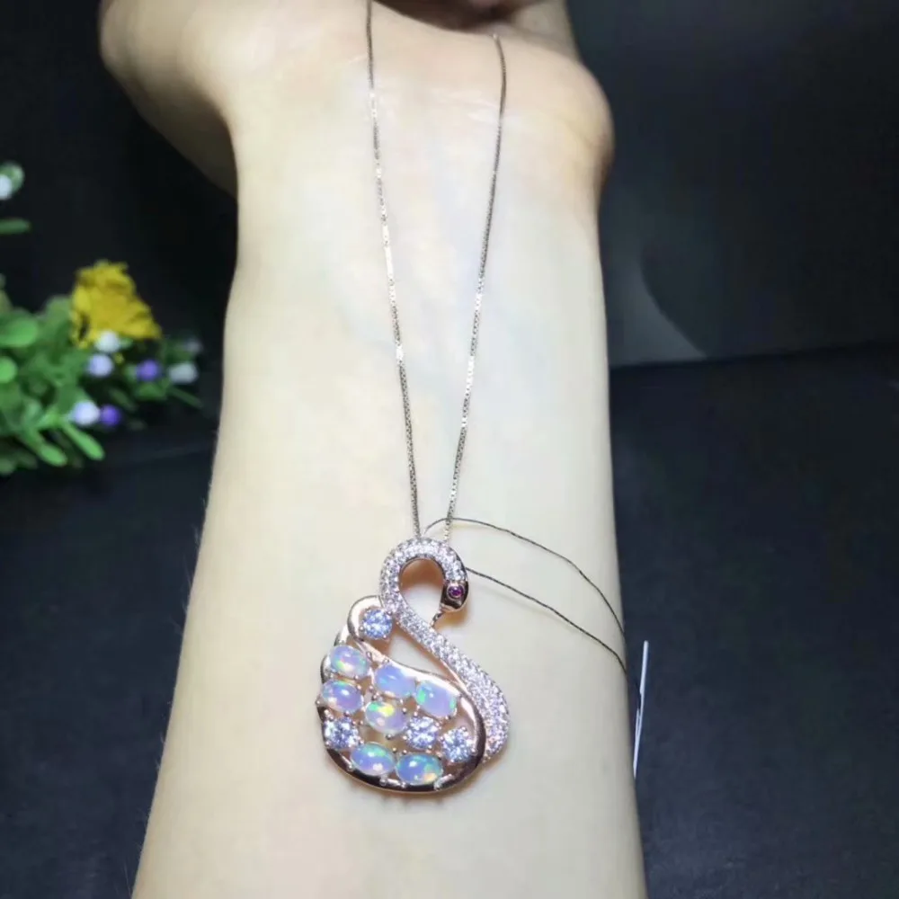 Naturel multicolore opale gem pendentif pierre précieuse naturelle élégant cygne pendentif collier