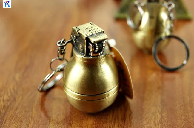 Wholesale- Simulation bomb metal lighter Keychain Flame Lighter Butane inflatable creative model cigarette lighter gift2