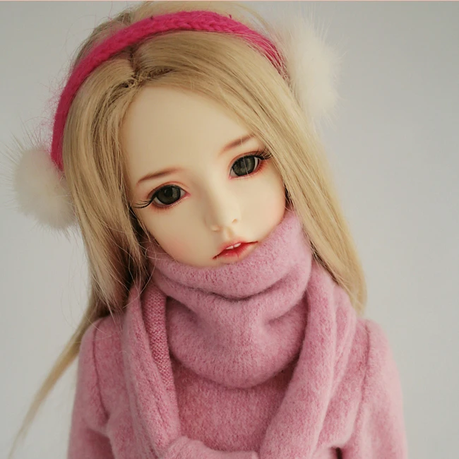 

FREE SHIPPING!FREE makeup&eyes! top quality 1/3 bjd female girl doll Juah winter scarf model manikin kids toy high art girl