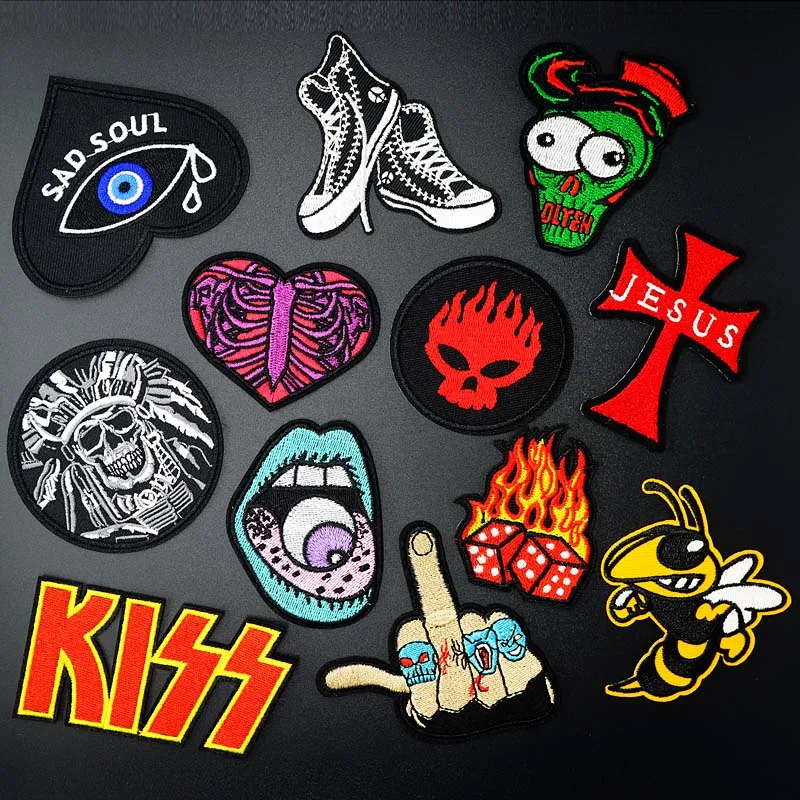 

KISS Mouth Wasp Skull Patch Embroidered Cute Badges Hippie Iron On Kids Cartoon For Clothes Stickers Badge