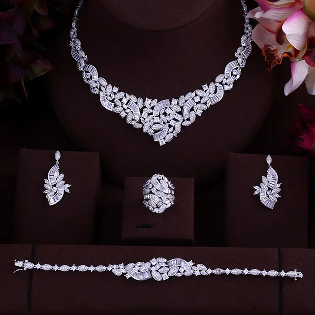 Elegant Bridal zirconia necklace set