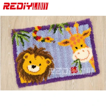 

Latch Hook Rug Kits Lion and Giraffe DIY Needlework Unfinished Crocheting Rug Yarn Cushion Mat Home Decor Embroidery Carpet Rug