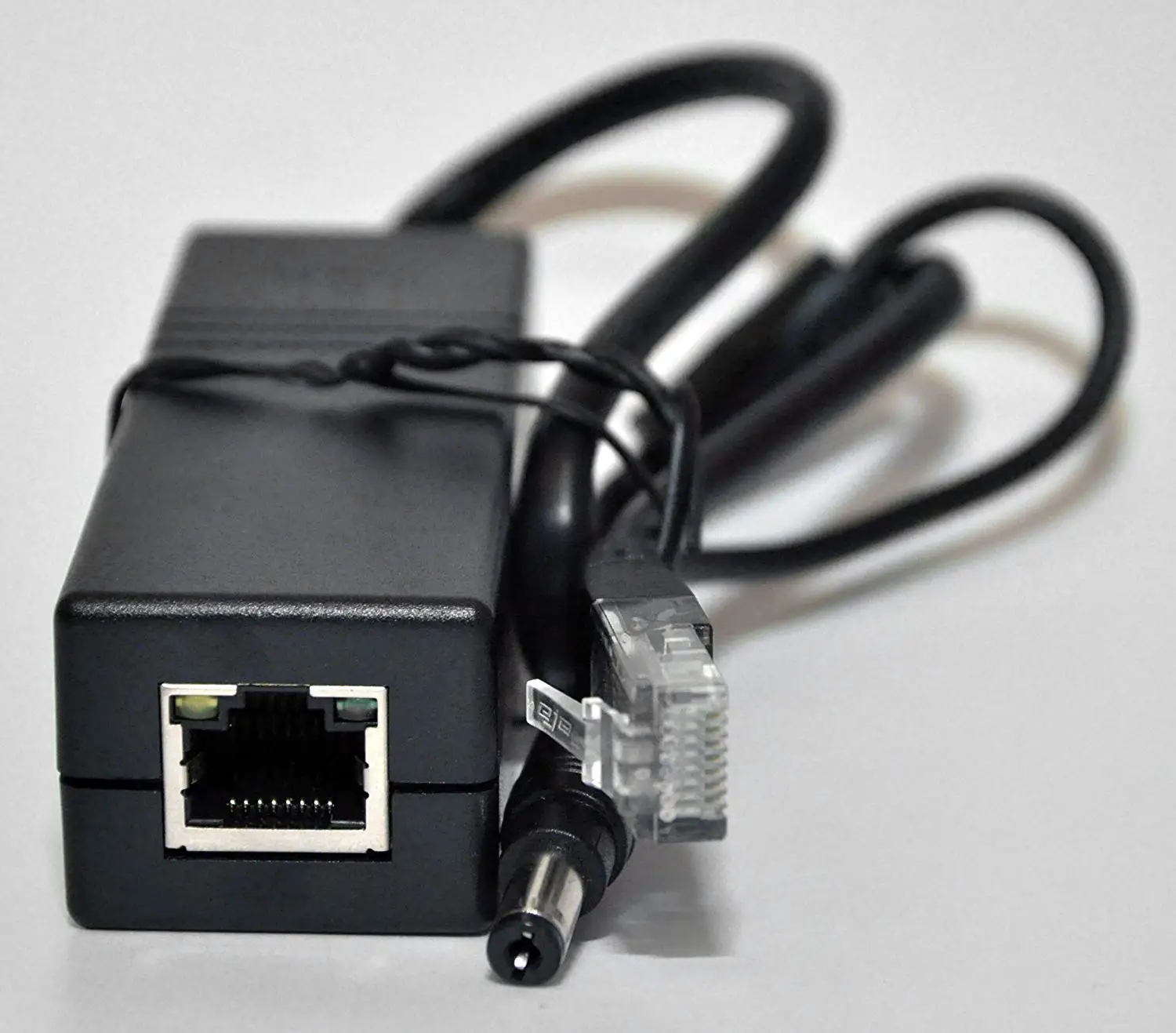 

PoE Splitter To Power Non-PoE Cameras: PoE Signal To 12V DC Power + RJ45 Ethernet , 10/100Mbps IEEE 802.3af/at, For HD IP Camera