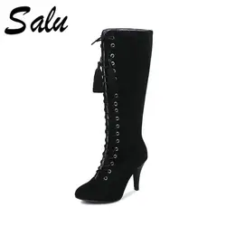 Salu/женские сапоги до колена пикантная джинсовая Модная элегантная зимняя обувь на тонком высоком каблуке женские мотоботы Большие размеры