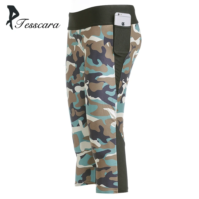 camo trousers size 20