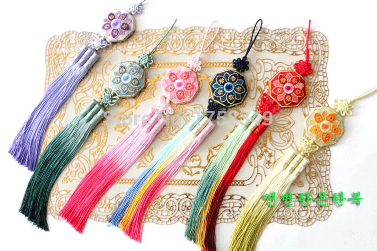 South Korea imported Hanbok Pendant 