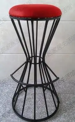The bar chair. The Nordic line chair art chair.. Stool high chair